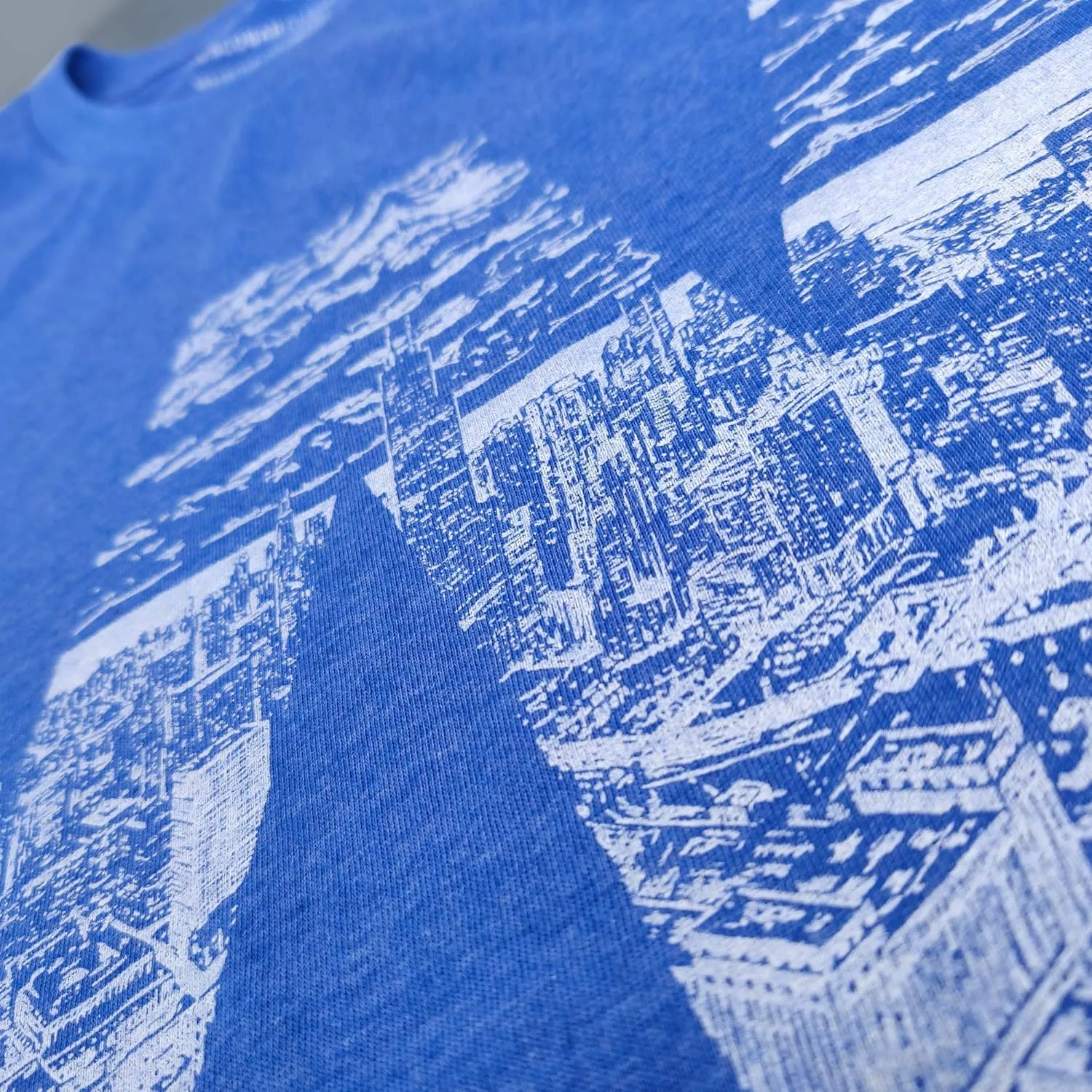 Hand-Drawn W Skyline T-Shirt